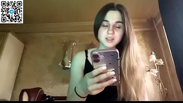 LovelySilk 63 online show from 05-17-26, 07:19