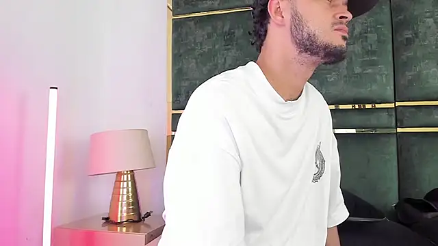 Snapshot of GaelyCoral chatting on 02-28-26, 10:59 GaelyCoral online show from 02-28-26, 10:59