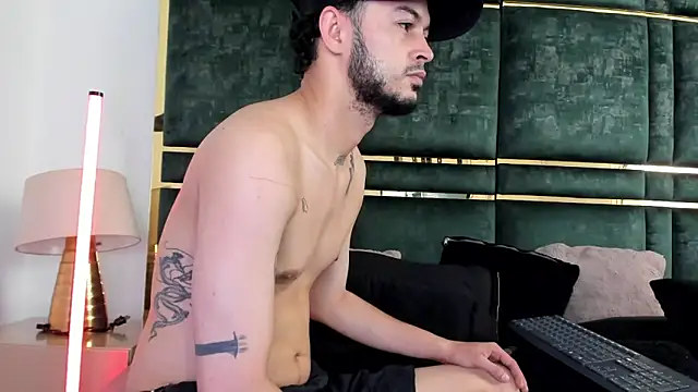 GaelyCoral online show from 03-11-26, 01:05