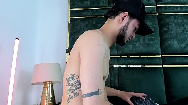 GaelyCoral online show from 03-12-26, 11:25