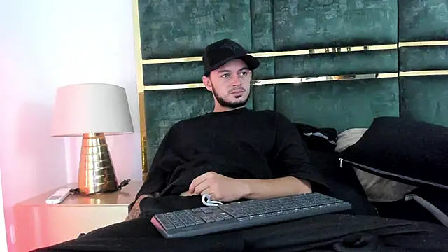 GaelyCoral online show from 03-10-26, 11:36