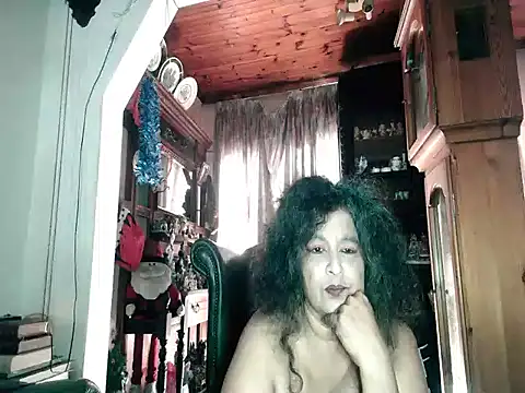 Snapshot of cosmicstar chatting on 04-14-26, 12:32 cosmicstar online show from 04-14-26, 12:32
