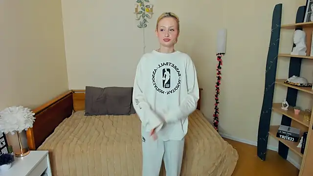 Snapshot of LolaStusse chatting on 03-01-26, 07:52 LolaStusse online show from 03-01-26, 07:52