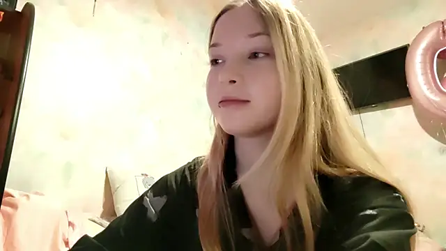 TiaBIanks online show from 03-05-26, 06:10