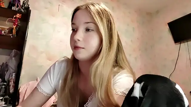 TiaBIanks online show from 04-04-26, 02:51