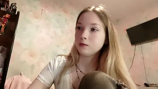 TiaBIanks online show from 04-02-26, 11:28