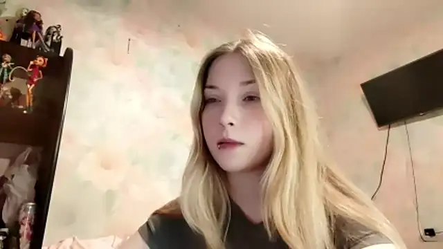 TiaBIanks online show from 03-26-26, 11:52