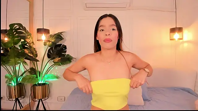 Snapshot of Nicole_Whittee chatting on 02-23-26, 07:58 Nicole Whittee online show from 02-23-26, 07:58