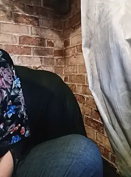 Snapshot of itismyhobby chatting on 01-13-25, 09:42 itismyhobby online show from 01-13-25, 09:42