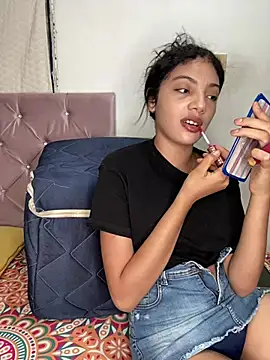 Snapshot of Britney__Latina chatting on 02-22-26, 02:25 Britney Latina online show from 02-22-26, 02:25