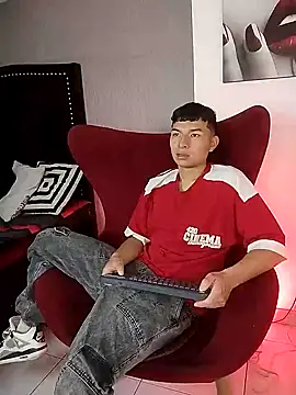 Snapshot of Liam_Sean chatting on 02-27-26, 12:27 Liam Sean online show from 02-27-26, 12:27