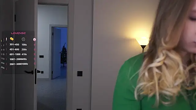 Snapshot of MiHabeck chatting on 02-14-26, 05:29 MiHabeck online show from 02-14-26, 05:29