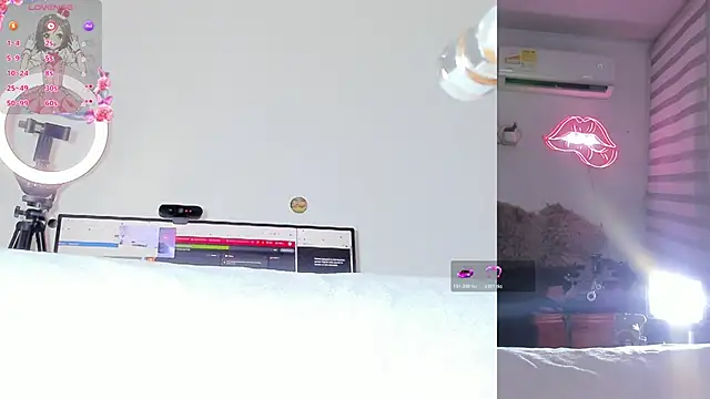 lana  kane   online show from 04-17-26, 09:01