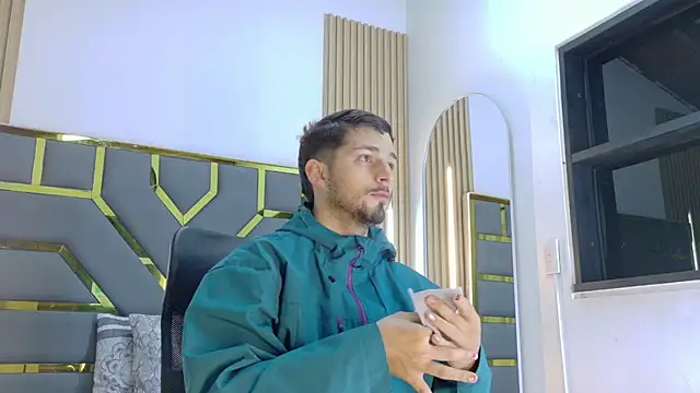 Snapshot of NICK_MOSS_ chatting on 02-24-26, 11:11 NICK MOSS online show from 02-24-26, 11:11