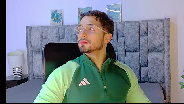 Snapshot of NICK_MOSS_ chatting on 02-13-26, 10:59 NICK MOSS online show from 02-13-26, 10:59