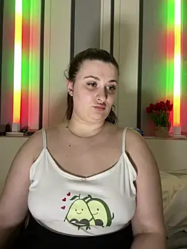 Snapshot of lipsi_vikki chatting on 02-09-26, 07:34 lipsi vikki online show from 02-09-26, 07:34