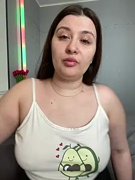 Snapshot of lipsi_vikki chatting on 02-11-26, 08:14 lipsi vikki online show from 02-11-26, 08:14