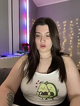 Snapshot of lipsi_vikki chatting on 02-15-26, 07:02 lipsi vikki online show from 02-15-26, 07:02