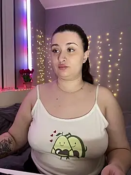 Snapshot of lipsi_vikki chatting on 02-14-26, 07:36 lipsi vikki online show from 02-14-26, 07:36