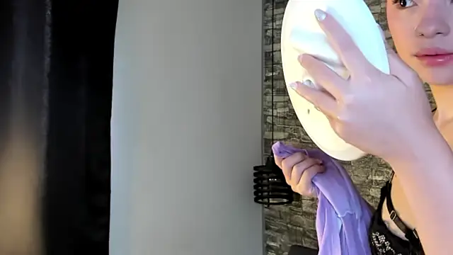 ASHLEY COLLINS1 online show from 04-08-26, 02:18