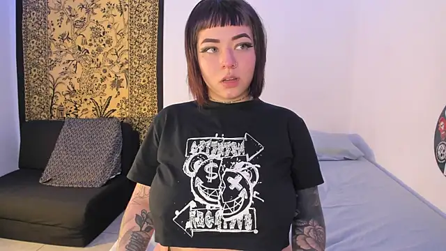Aria x Orien  online show from 06-25-26, 07:30