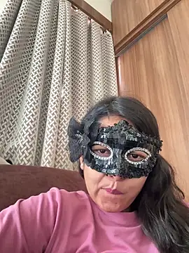 raavigirl online show from 05-16-26, 06:56