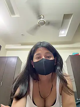 raavigirl online show from 03-27-26, 06:42