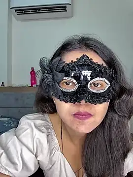 raavigirl online show from 04-25-26, 03:31
