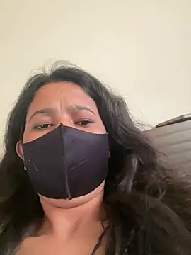 raavigirl online show from 03-21-26, 02:46