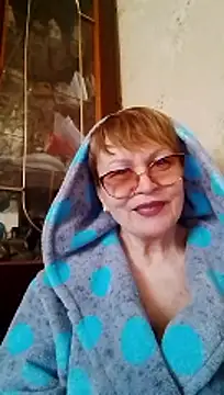 SophieBurns online show from 04-05-26, 10:00