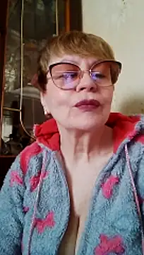 SophieBurns online show from 05-03-26, 08:19