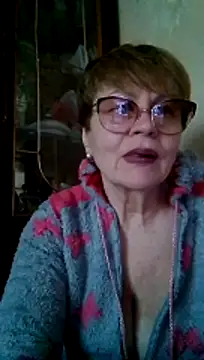 SophieBurns online show from 05-06-26, 12:42