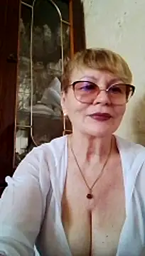 SophieBurns online show from 07-17-26, 10:34