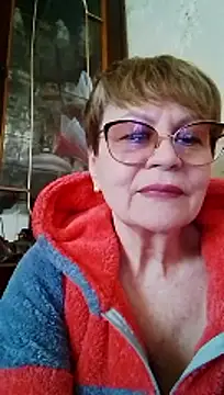 SophieBurns online show from 04-15-26, 11:27