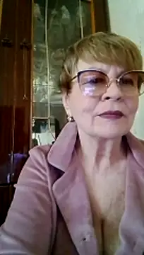 SophieBurns online show from 05-15-26, 10:13