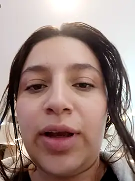 MajoArias online show from 02-07-26, 11:24