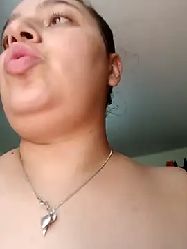 MajoArias online show from 03-16-26, 04:32