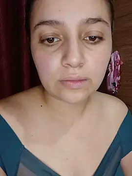 Snapshot of MajoArias chatting on 06-02-26, 02:00 MajoArias online show from 06-02-26, 02:00
