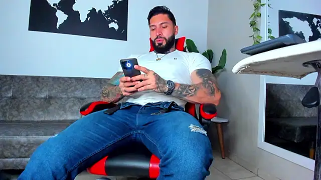 Alessrose online show from 02-19-26, 07:55