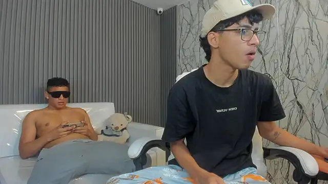 Snapshot of jack_millerx chatting on 02-06-26, 02:57 jack millerx online show from 02-06-26, 02:57