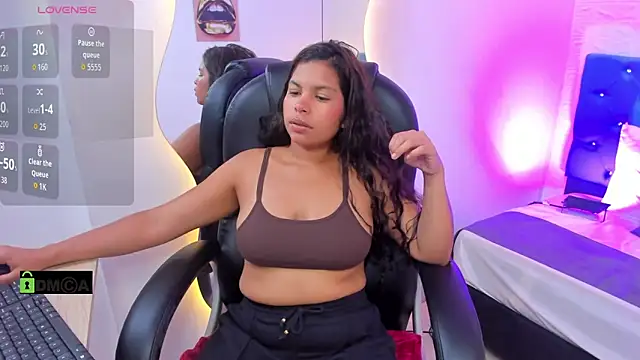 Snapshot of Dulcecooper1 chatting on 02-19-26, 07:55 Dulcecooper1 online show from 02-19-26, 07:55