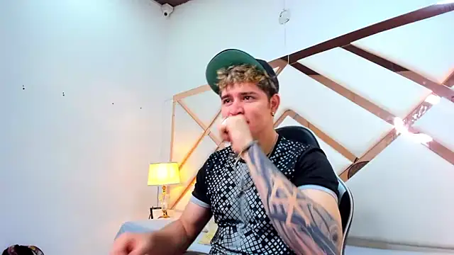 rayan linxx online show from 04-09-26, 07:42