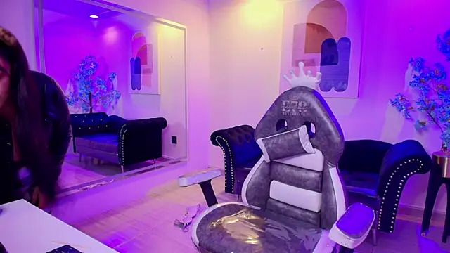 Alanna  scott online show from 03-31-26, 03:41