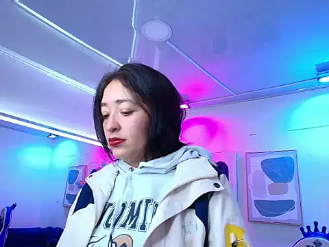 Alanna  scott online show from 04-07-26, 04:03