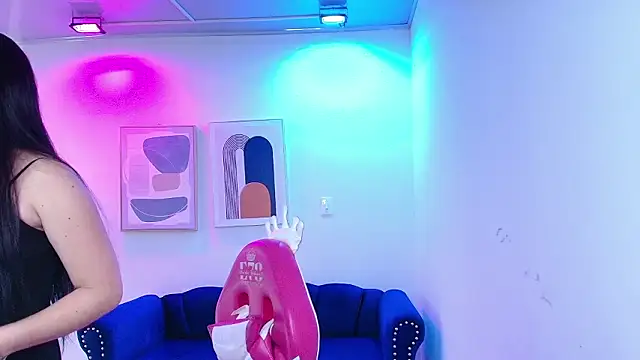 Alanna  scott online show from 03-12-26, 03:23