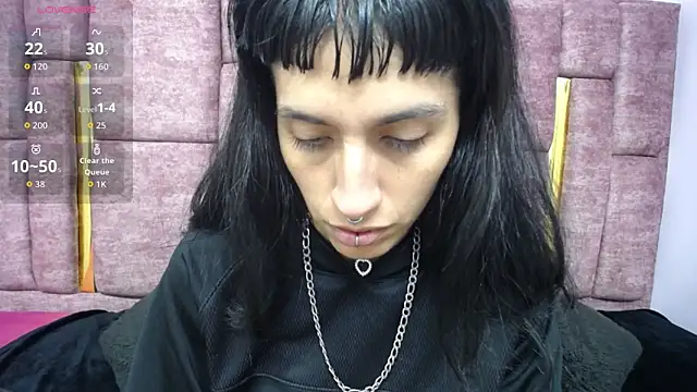 FRANCESCA LOVE  online show from 04-11-26, 03:25