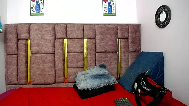 FRANCESCA LOVE  online show from 05-02-26, 04:07