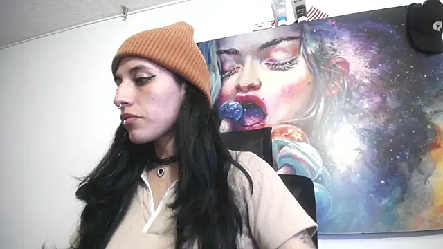FRANCESCA LOVE  online show from 05-22-26, 04:32