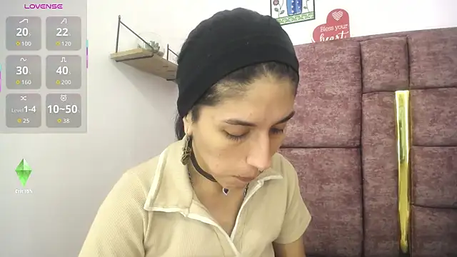 FRANCESCA LOVE  online show from 05-23-26, 03:38