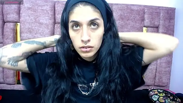 FRANCESCA LOVE  online show from 05-15-26, 03:04